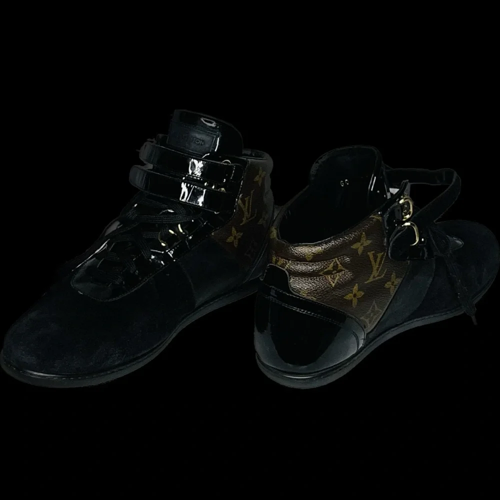 Louis Vuitton suede and patient leather tennis shoe - Picture 3 of 3